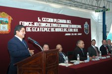 Gutiérrez Cureño atiende queja empresarial sobre el mal estado de vialidades; Ecatepec y Tlalnepantla acuerdan impulsar el desarrollo económico regional
