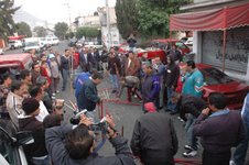 Tianguistas priístas protestan por el reordenamiento municipal del comercio en vía pública; anuncian bloqueos viales en Ecatepec