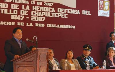 Remodelación de escuelas y entrega de becas, útiles escolares y hasta computadoras, anuncia Gutiérrez Cureño